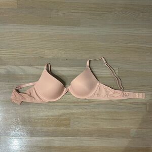 VS Pink T-Shirt Bra